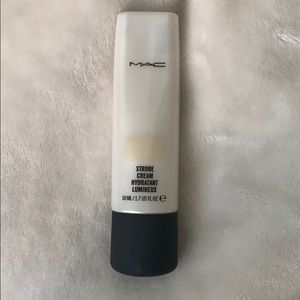 MAC strobe cream